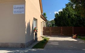 Ica Vendégház